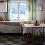 Selfcatering 30 Beds Parking Pets Welcome Radstadt