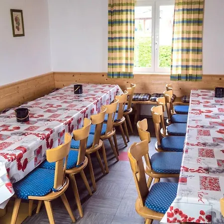 Selfcatering 30 Beds Parking Pets Welcome Casa de Férias