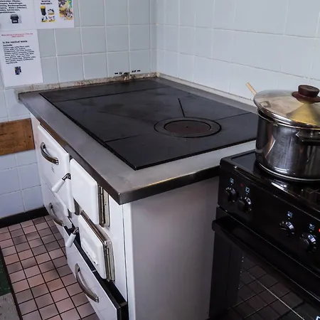 Selfcatering 30 Beds Parking Pets Welcome
