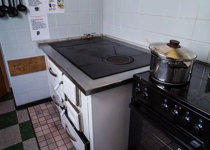 Selfcatering 30 Beds Parking Pets Welcome Holiday home *