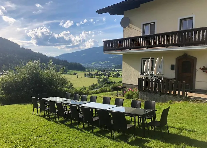 Holiday home Selfcatering 30 Beds Parking Pets Welcome