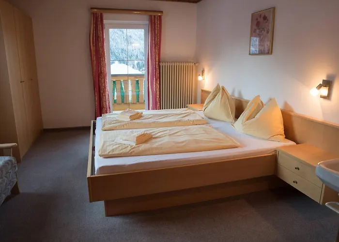 Selfcatering 30 Beds Parking Pets Welcome Radstadt